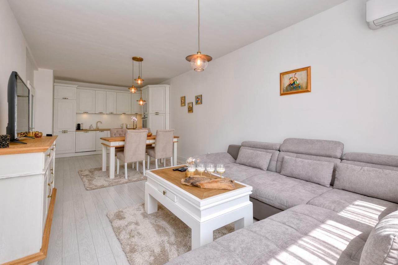 Apartment Grand Karavel Centre Βάρνα Εξωτερικό φωτογραφία